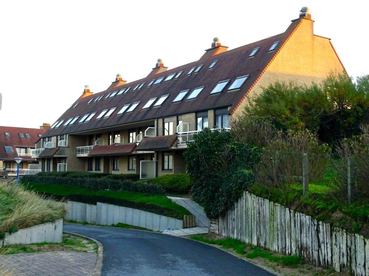 Seastar Apartment Sint-Idesbald Luaran gambar