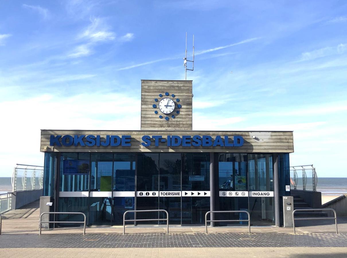 Seastar Apartment Sint-Idesbald Luaran gambar