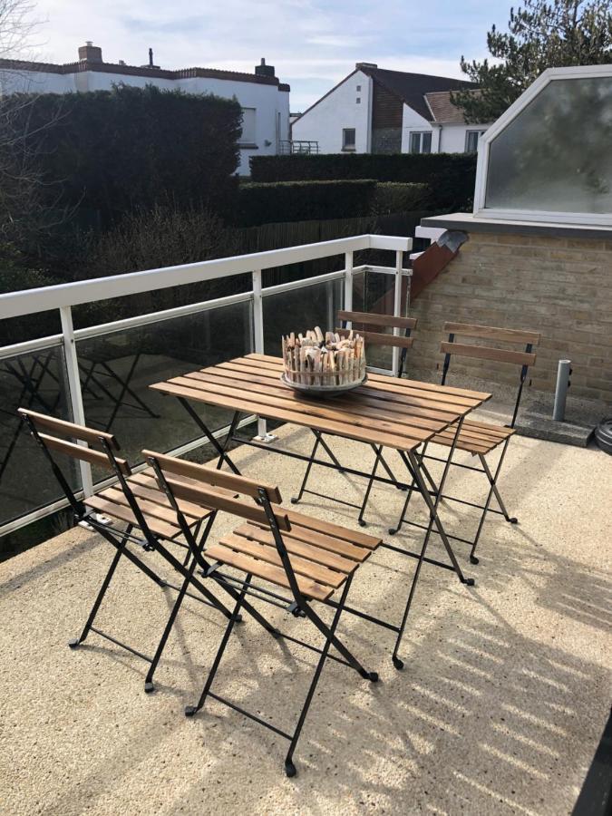 Seastar Apartment Sint-Idesbald Luaran gambar